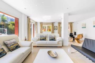 Ohana Luxury Villa with Heated Pool - Málaga - 6