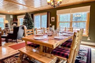 Pinecone Lodge - 6