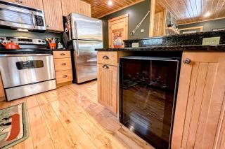 Pinecone Lodge - Newry - 2