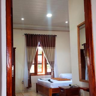Kopa HillTop - Family Guest Home - Ruteng - 1