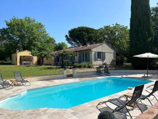 Holiday Home in Villecroze with Pool & Garden - Villecroze - 0