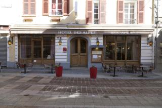 Hotel Des Alpes - 8
