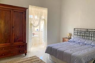 Bougainvillea Breeze & Marina View - Happy Rentals - Cospicua - 3