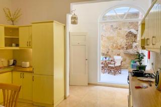 Marina View - Front of Sea Cospicua - Happy Rentals - Cospicua - 1