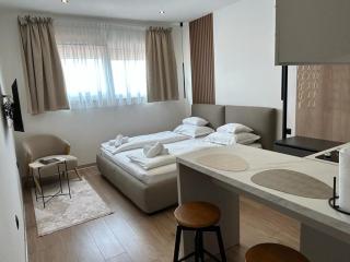 Apartments Johnny - Podstrana - 2