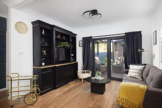 Little Beach Boutique Apartment Whole Property - Nelson Bay - 9