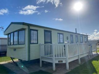 F111 - The Grange Ingoldmells, pet friendly and close to Fantasy Island, bars and shops - Ingoldmells - 0