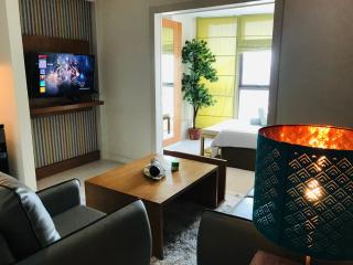 One Bedroom with Netflix at Legaspi Village Makati - Manila - 6