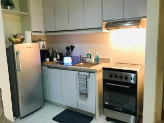 One Bedroom with Netflix at Legaspi Village Makati - 4