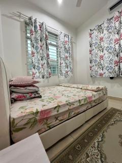Homestay Denai Universiti near UMK 3 rooms aircond with wifi - Bachok - 1