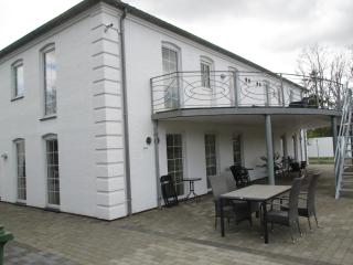 White House Hotel Apartments - Brande - 8