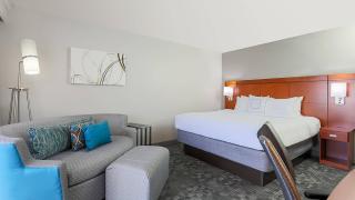 Courtyard by Marriott Monroe Airport - 8