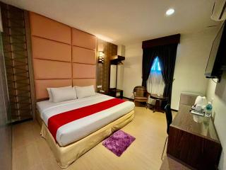Eight Days Boutique Hotel - Impian Emas - 2