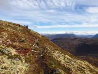 New, Mountain paradise, biking, alpine touring, skiing in & out - 3