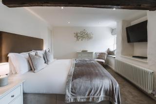Coffee & Stays at Cartmel Square - 1