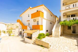 Neda beautiful view of the countryside and the sea with parking air conditioning WiFi - Metajna - 5