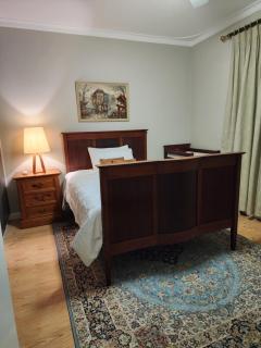 Home Offers Stunning views - 1