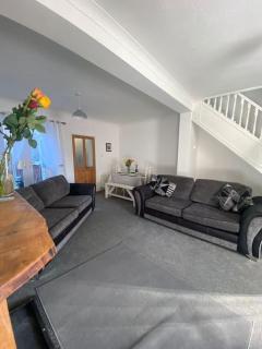 Assembly Cottage - 2