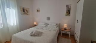 Lemon and Orange Apartments - 4