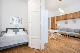 Sunset Treasure 3-BDR Apartment - Budapest - 4