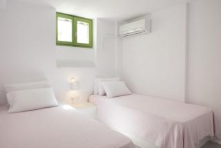 Seaside Paros Beach House Green - 1