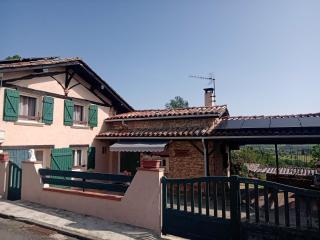 Maison de charme à Arnaud-Guilhem avec vue sur la montagne - 2