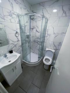 Stylish 1 Bedroom Flat in wood Green - Londra - 3