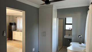 Robyns Nest Self Catering Cottage No1 - 2