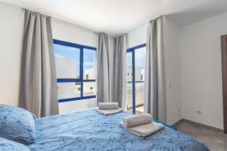 Luxury 3-bedroom villa with heated private pool - in Marina Rubicon, Playa Blanca, Lanzarote - Playa Blanca - 2