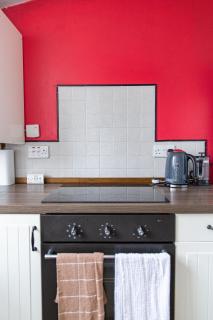Plush Stay for Four in Central Brixton - Londra - 5