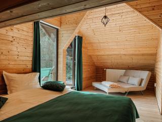 Casa Laptici - statiunea Pestera-Padina, Bucegi - 8