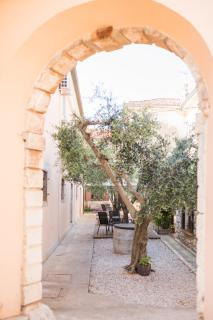 Hotel Maslina - Seget - 0