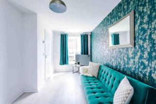 Spacious 5 Bedroom Home Hosted By MCR Dens - Manchester - 6