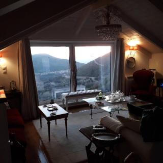 Penelope suite - - 9