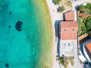 Apartments Vela Stiniva - Zastražišće - 7