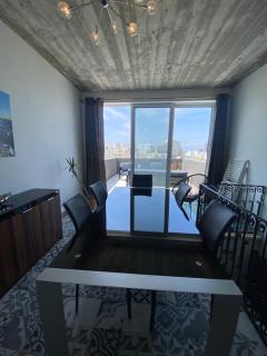 Sliema Distant Seaview Penthouse - Sliema - 4