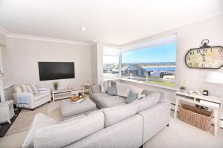 Strandene (63 Strand Road) - Portstewart - 0