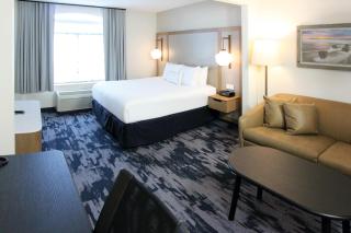 Fairfield Inn & Suites by Marriott Charleston Airport/Convention Center - Charleston - 9