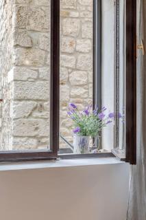 3 bedrooms charming stone house in old town - 4