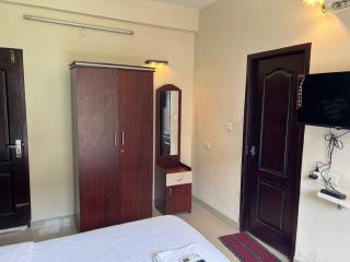 We One Comfort Inn - Ernakulam - 7