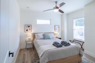 Bright New Beach House with In- Law Suite -- 2 blocks to beach! - 5