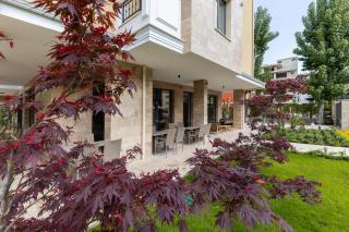 Emilia Romana Park - 9