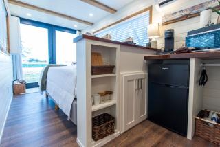 New The Lone Star Shipping Container - 2