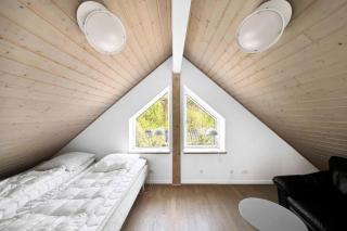 Beautiful Holiday Home On A Scenic Plot - Neksø - 2