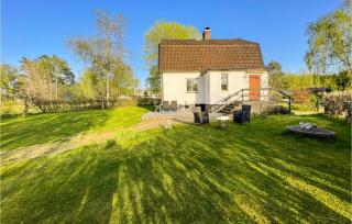 2 Bedroom Cozy Home In Traryd - Traryd - 1