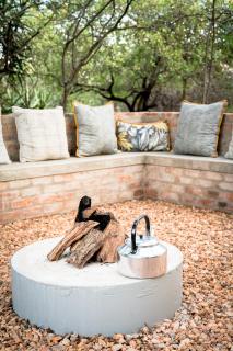 Nzenga Lodge - Hoedspruit - 7