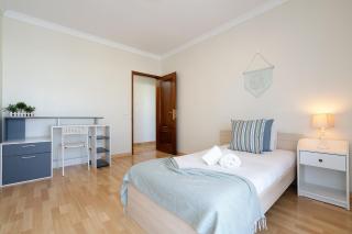 Comfy 4BDR Apartment in Portimão by LovelyStay - Portimão - 6