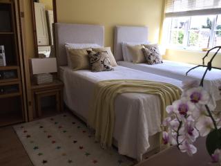 Bourne House, private modern apartment near Rugby & Lutterworth - - 3