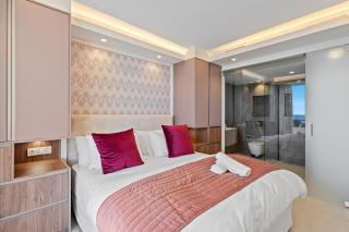 Fully renovated frontline flat - 1