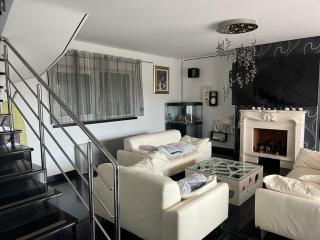 Luxury Villa Karla next to Beach on Island Brač - Supetar - 2